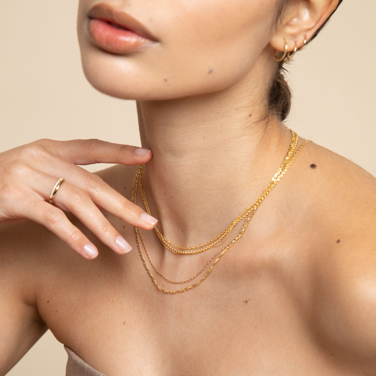 Charm Compatible Necklaces & Bracelets - Chelsea Chain Necklace in Solid Gold - - Astrid & Miyu