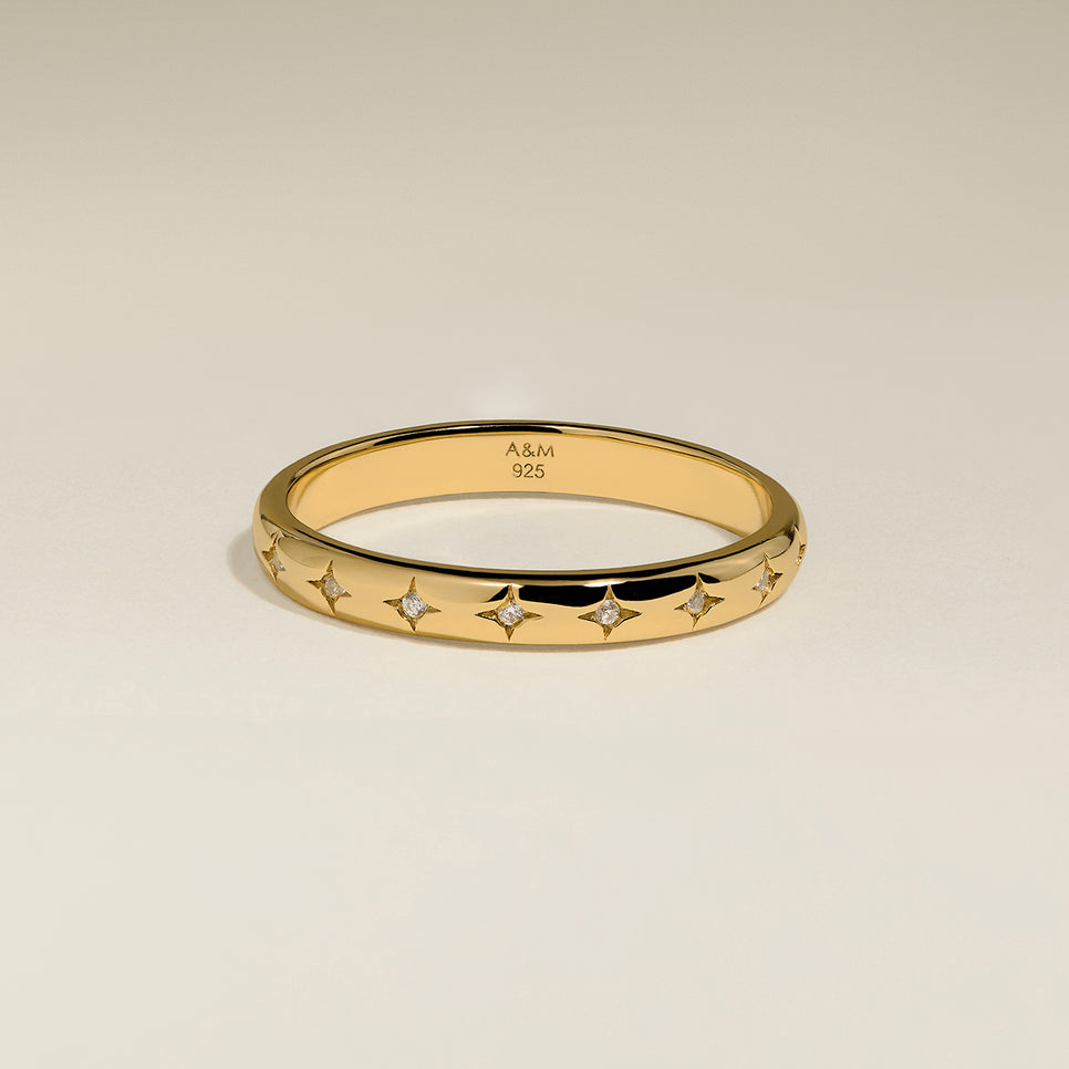 Cosmic Star Band Ring in Gold-Astrid & Miyu