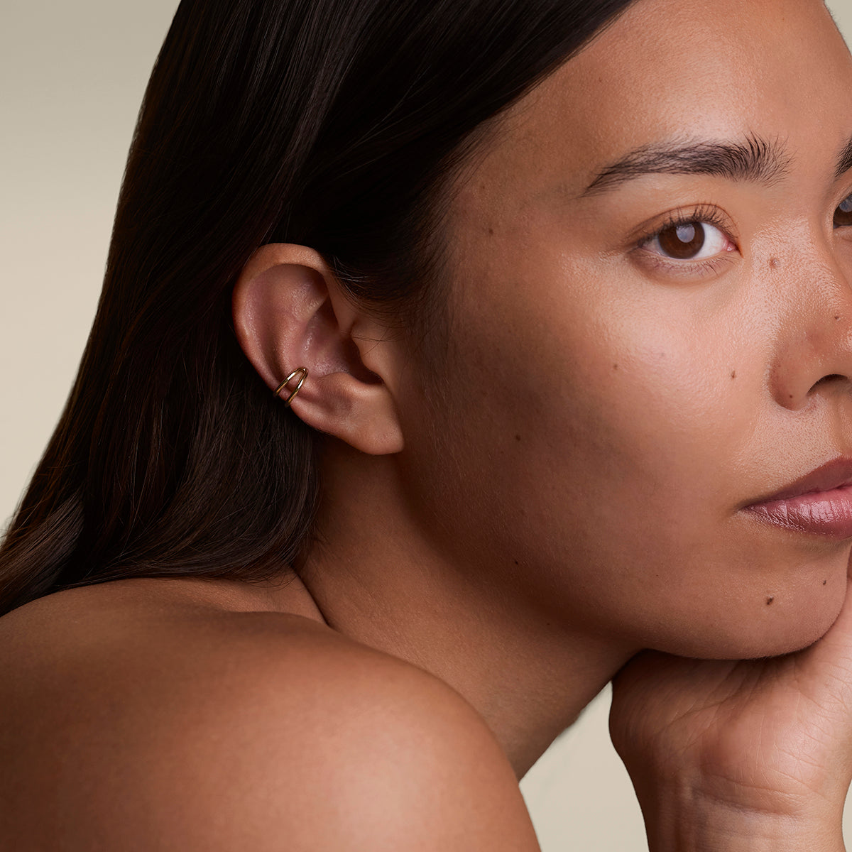 Illusion Essential Ear Cuff in Gold-Astrid & Miyu
