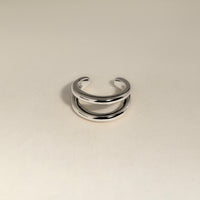Illusion Essential Ear Cuff in Silver-Astrid & Miyu