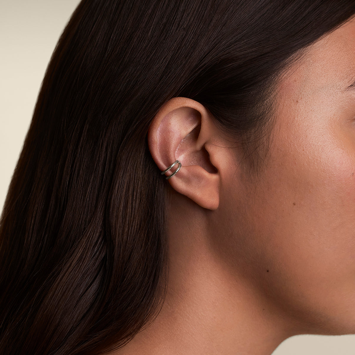 Illusion Essential Ear Cuff in Silver-Astrid & Miyu