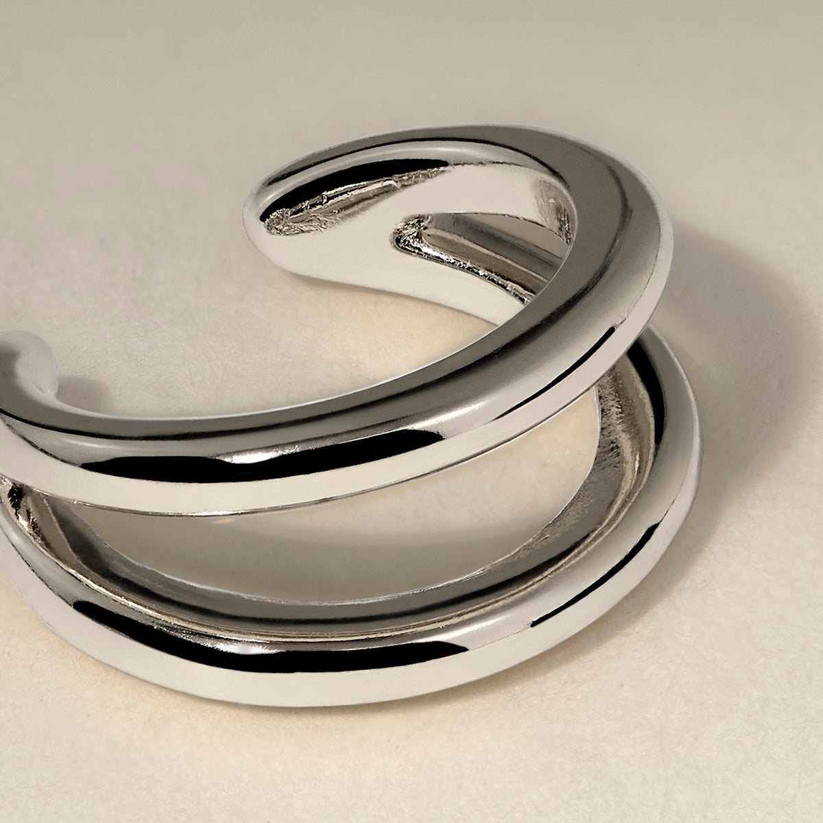 Illusion Essential Ear Cuff in Silver-Astrid & Miyu