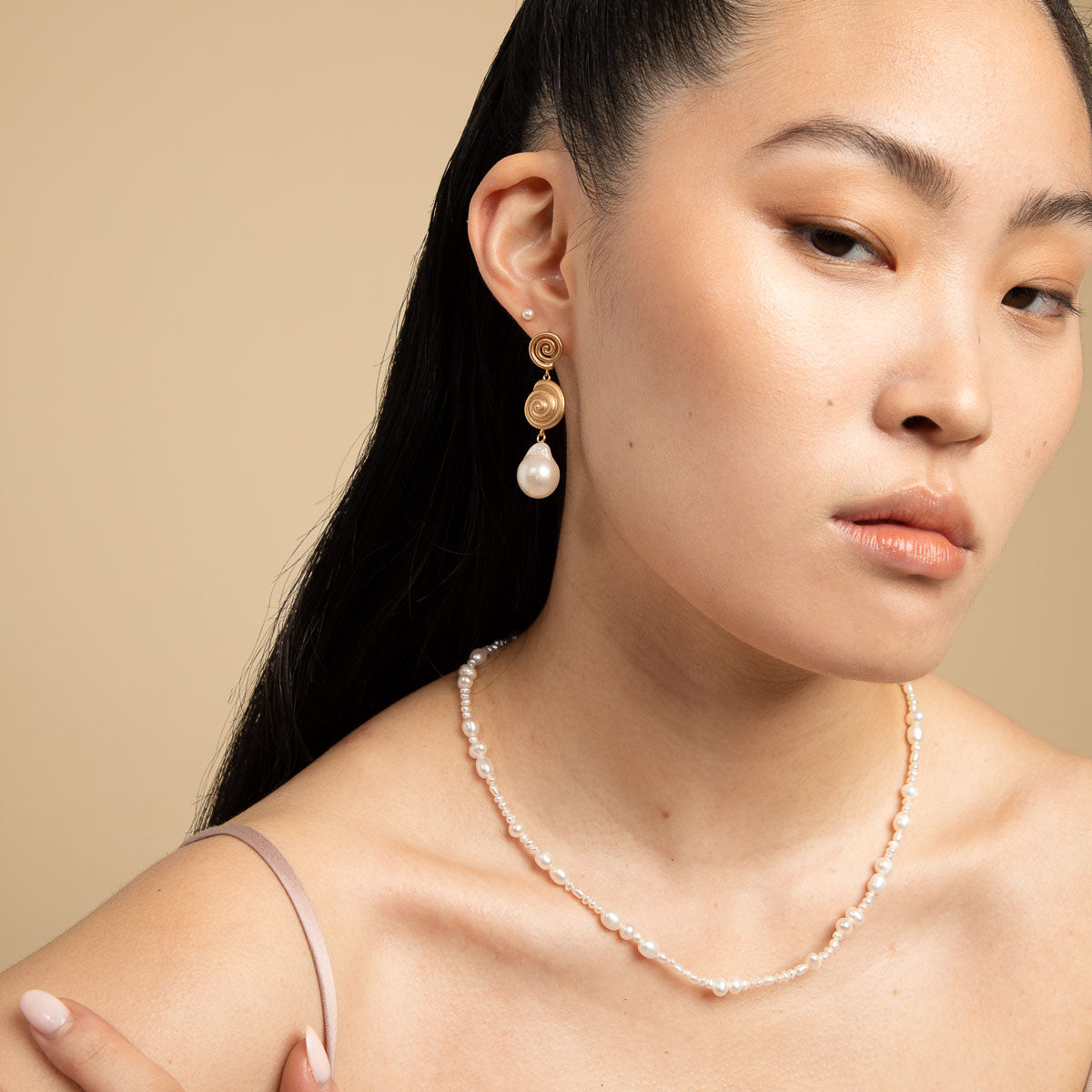 18k Gold Plated Jewellery - Serenity Pearl Beaded Necklace in Gold - Necklaces - Astrid & Miyu
