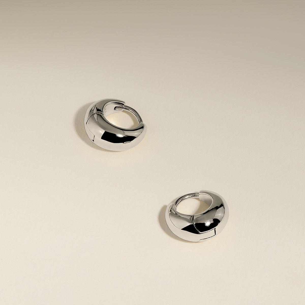 Dome Huggies in Silver-Astrid & Miyu