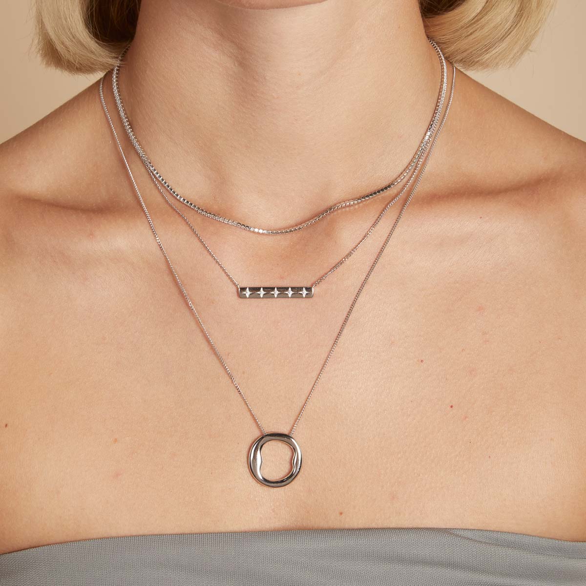 Necklaces & Bracelets - O Initial Bold Pendant Necklace in Silver - Pendant Necklace - Astrid & Miyu