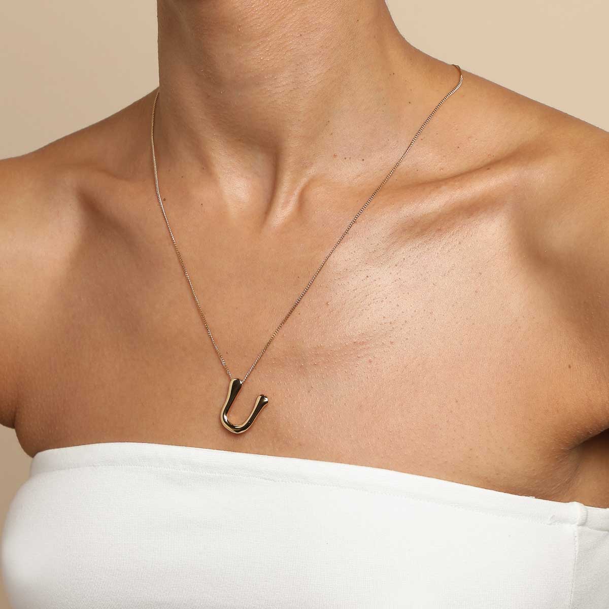 18k Gold Plated Jewellery - U Initial Bold Pendant Necklace in Gold - Pendant Necklace - Astrid & Miyu