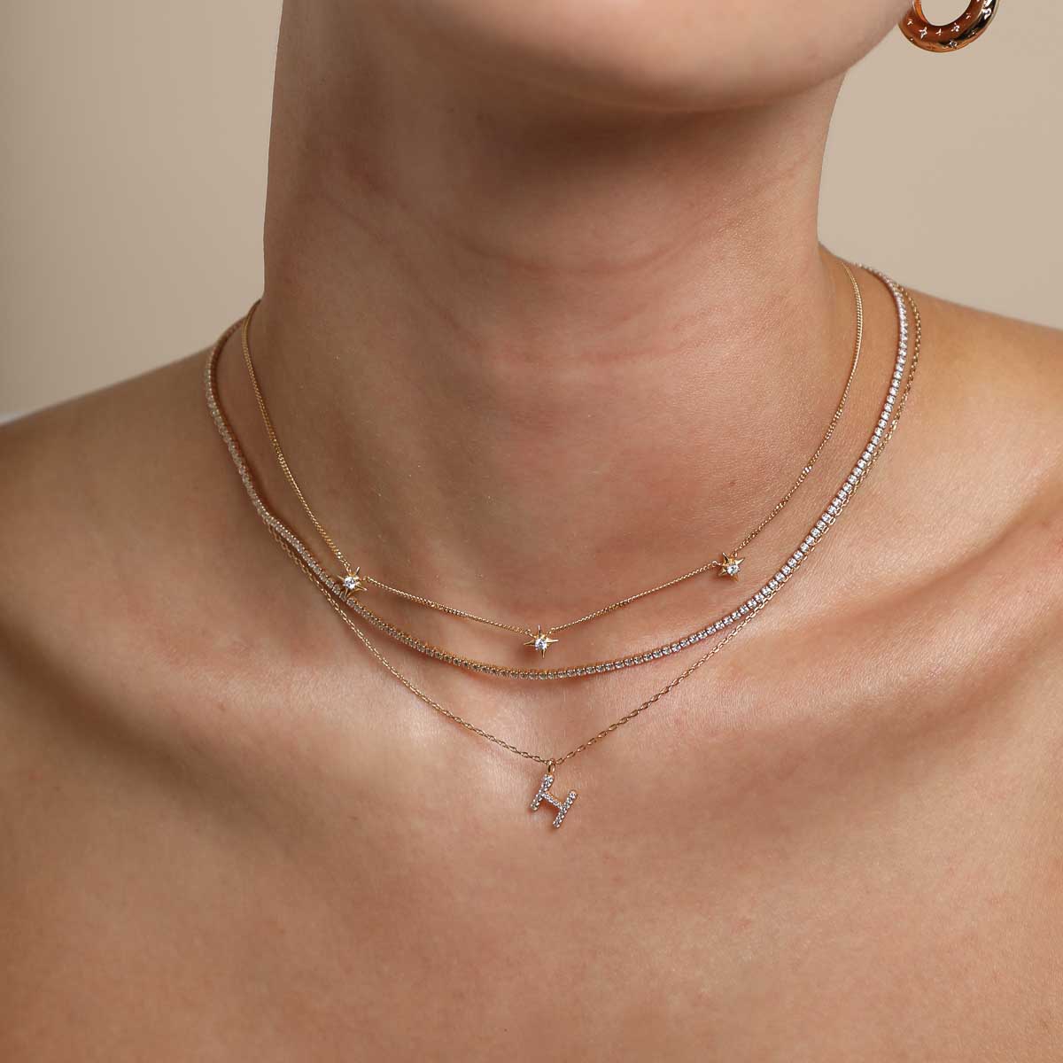 18k Gold Plated Jewellery - H Initial Pavé Pendant Necklace in Gold - Pendant Necklace - Astrid & Miyu