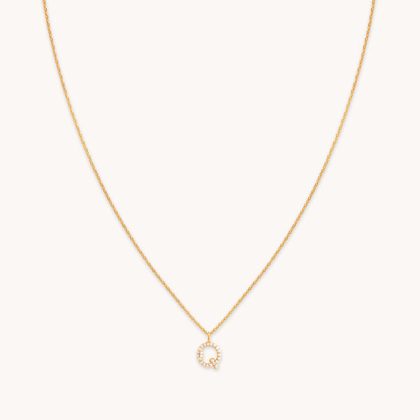 18k Gold Plated Jewellery - Q Initial Pavé Pendant Necklace in Gold - Pendant Necklace - Astrid & Miyu