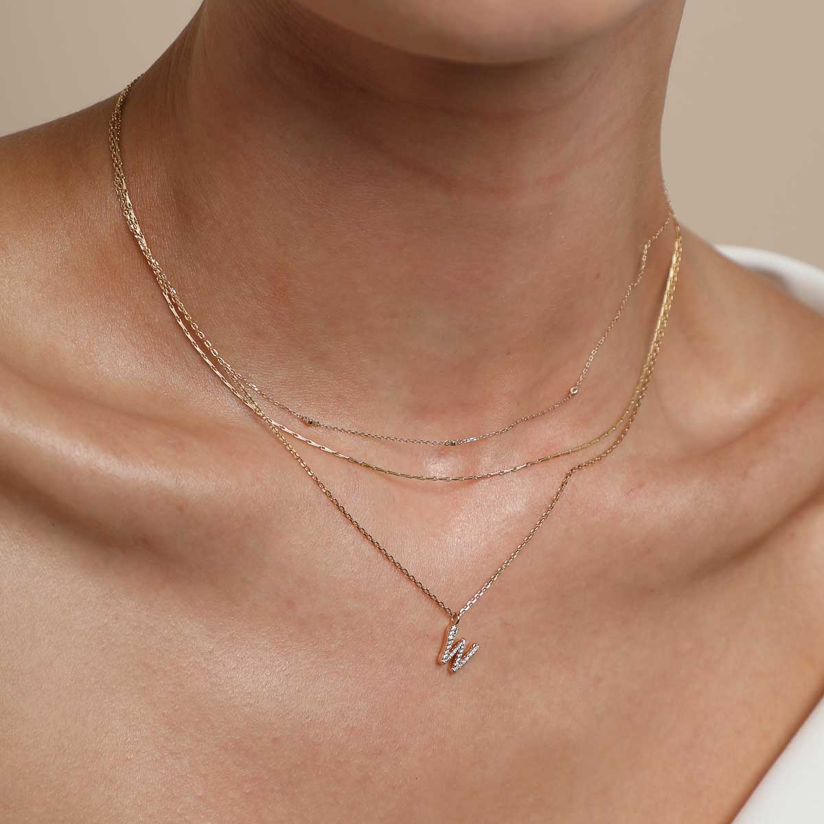 18k Gold Plated Jewellery - W Initial Pavé Pendant Necklace in Gold - Pendant Necklace - Astrid & Miyu