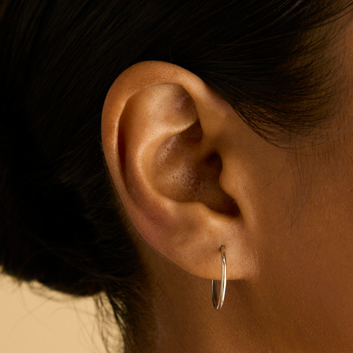 Earrings - Staple Hoops in Solid White Gold - Hoop Earrings - Astrid & Miyu