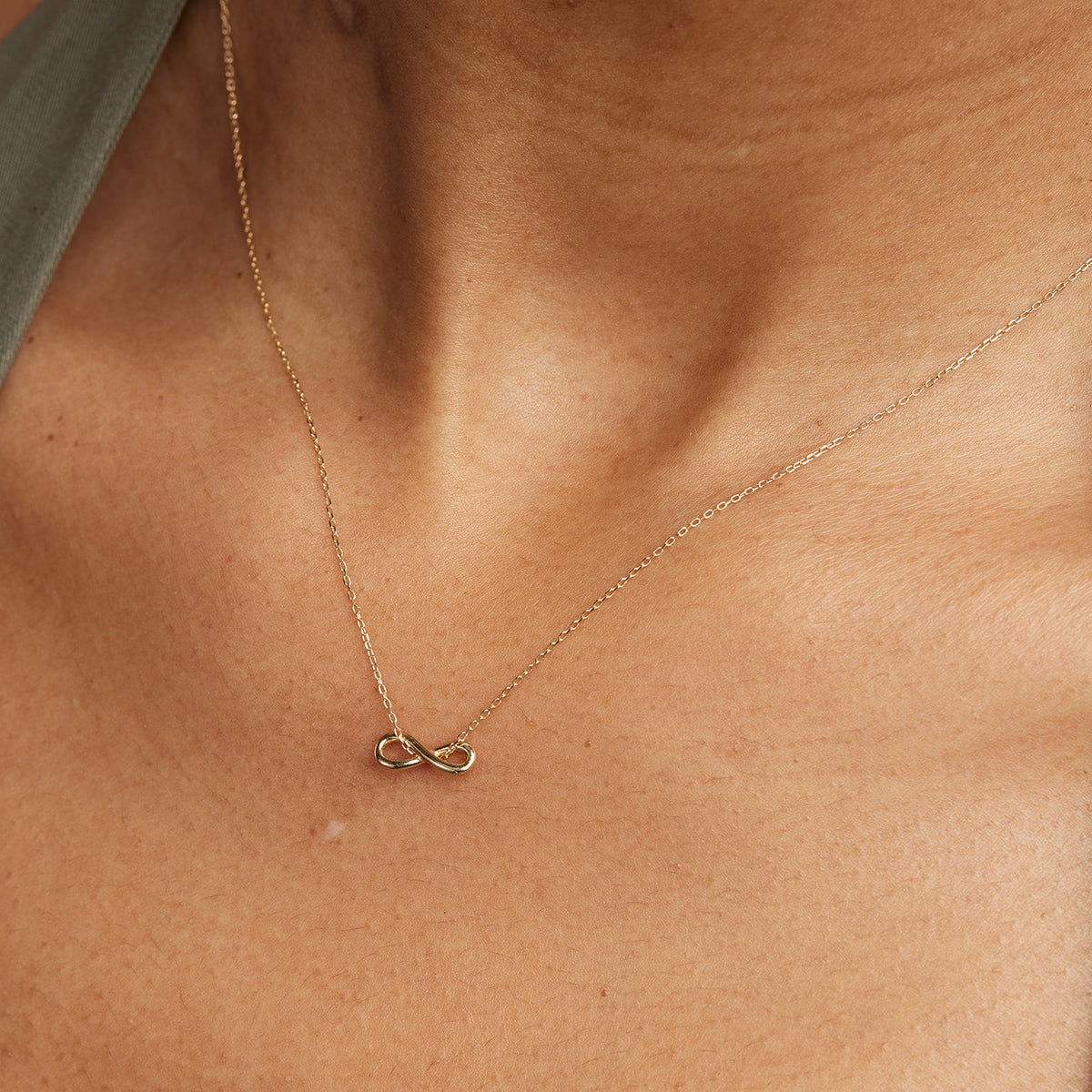Bridal Jewellery - Infinite Pendant Necklace in Solid Gold - Pendant Necklace - Astrid & Miyu