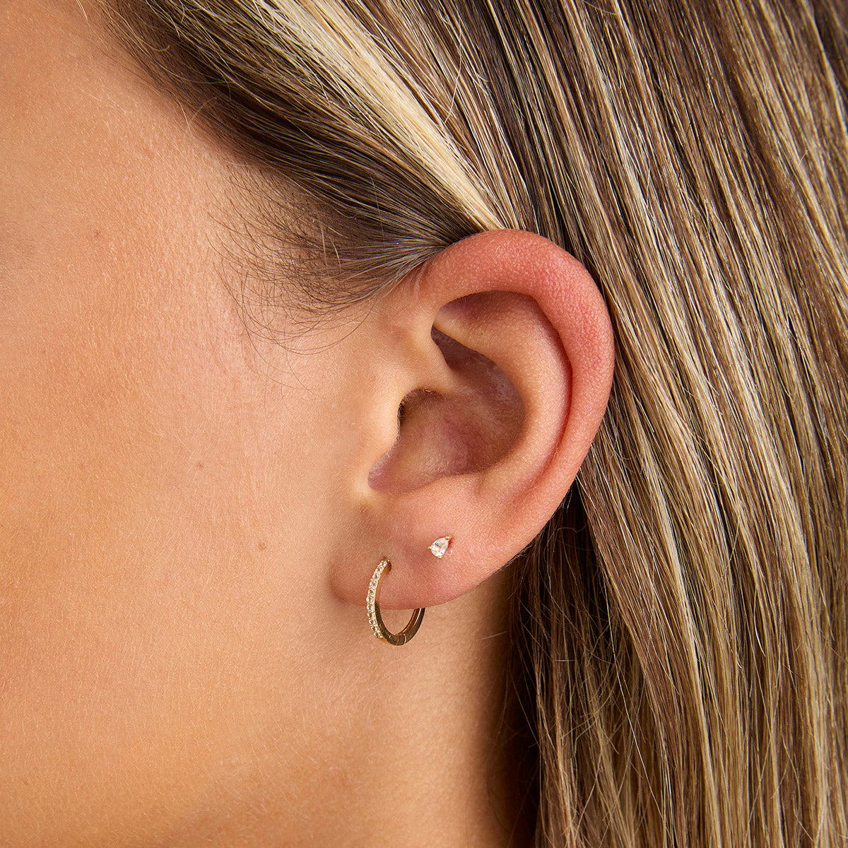 April White Topaz - Topaz Pear Piercing Stud in Solid Gold - Piercing Stud - Astrid & Miyu