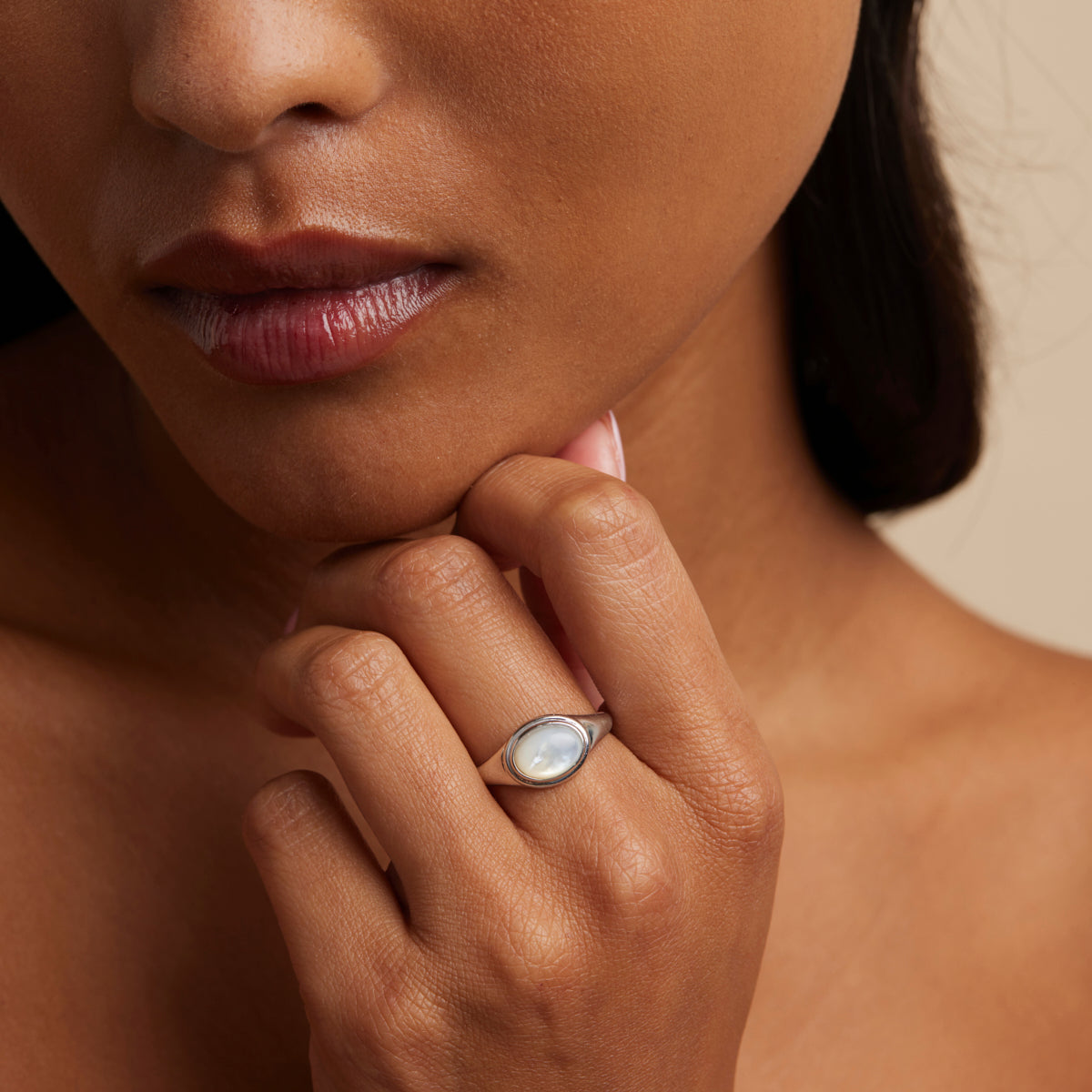 Cocktail Rings - Mother of Pearl Cocktail Ring in Silver - Cocktail Rings - Astrid & Miyu