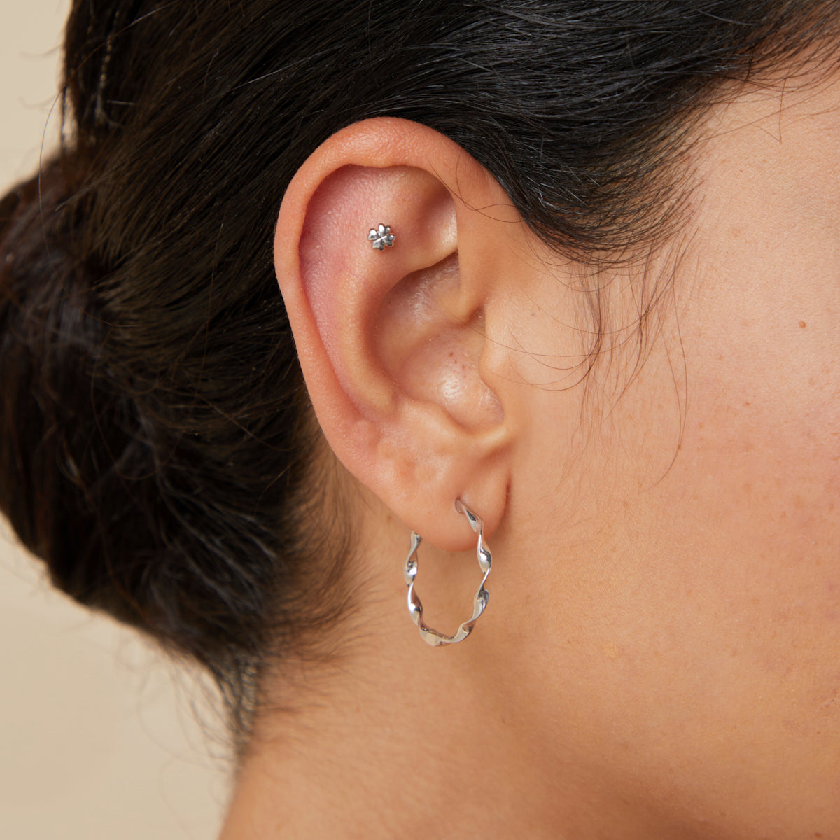 Flat Back Labret Studs - Clover Piercing Stud in Solid White Gold - Piercing Stud - Astrid & Miyu