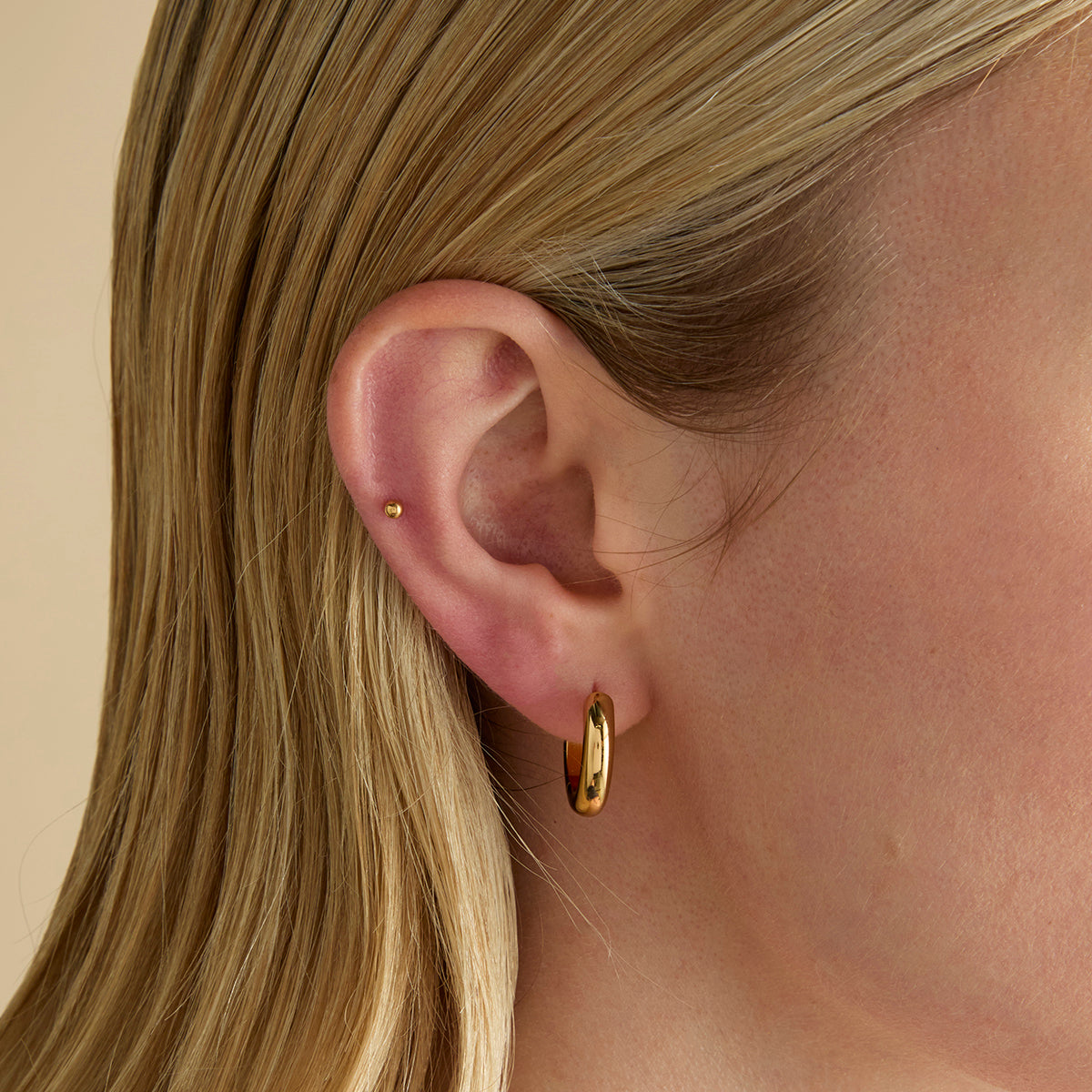 Conch Piercing Jewellery - Essential Ball Titanium Piercing Stud in Gold - Piercing Stud - Astrid & Miyu