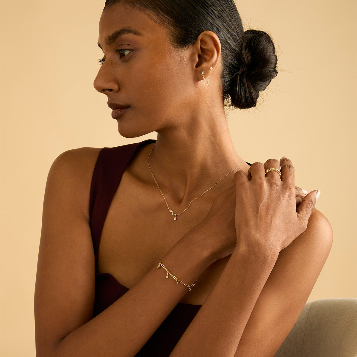 April White Topaz - White Topaz Ear Curation Chain™ in Solid Gold - Product Piercings - Astrid & Miyu