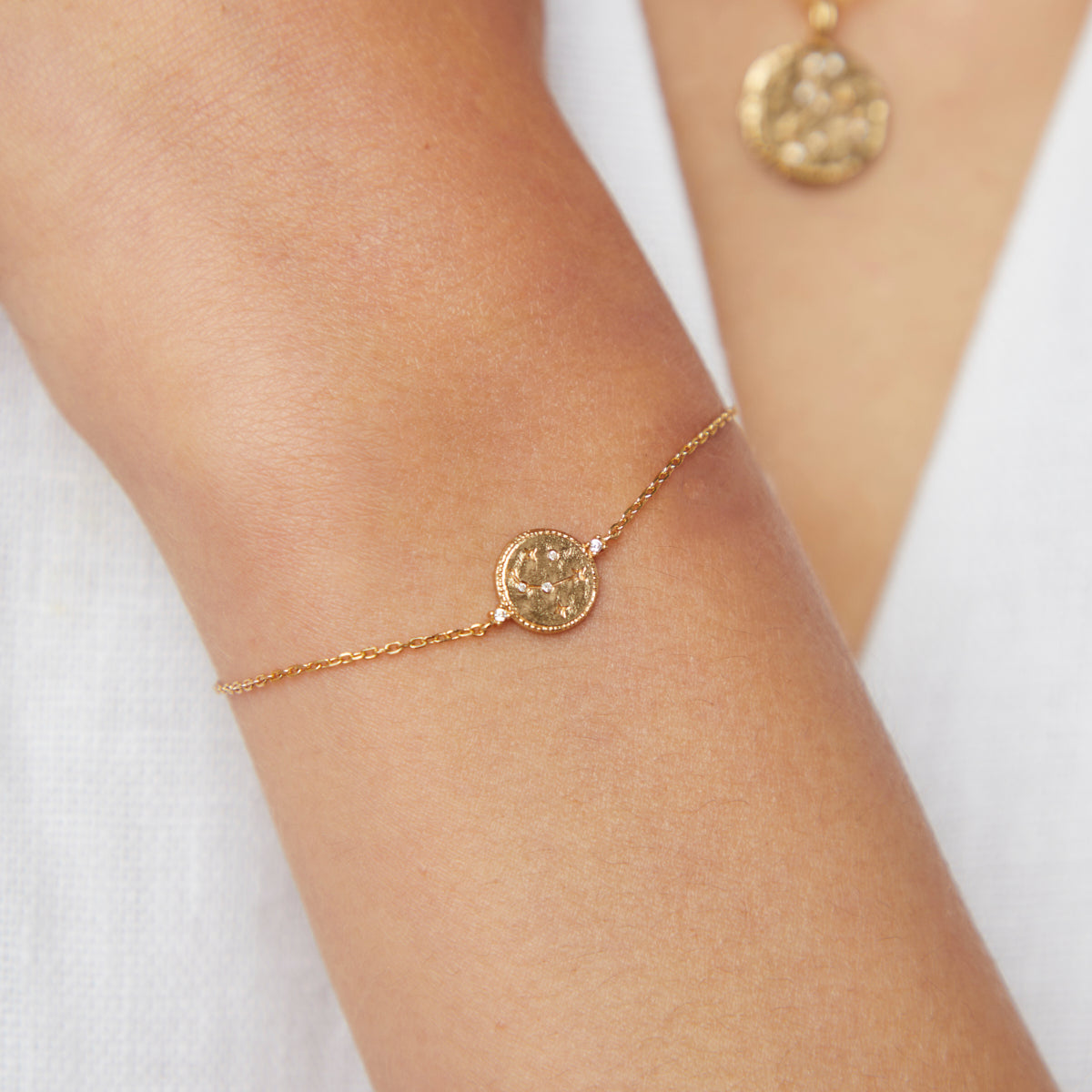 18k Gold Plated Jewellery - Aries Zodiac Bracelet in Gold - Zodiac - Astrid & Miyu