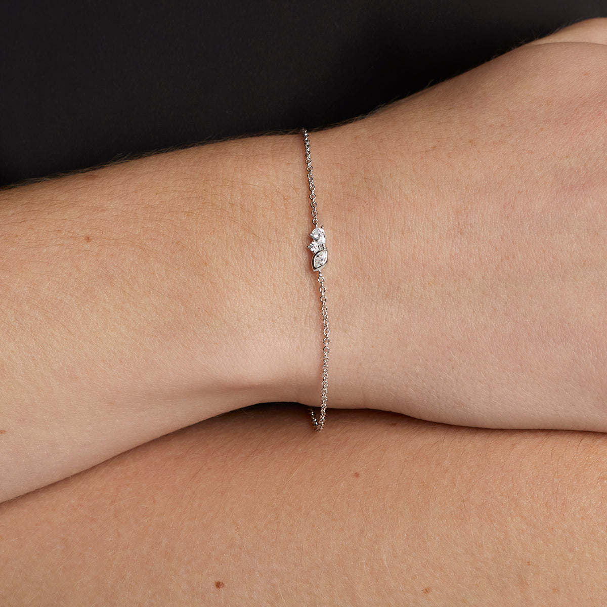 Crystal Cluster Pendant Bracelet in Silver-Astrid & Miyu