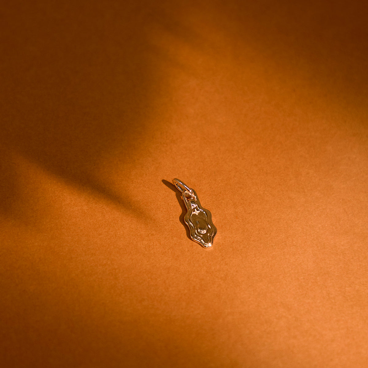 A&M x Hertility Vulva Charm in Silver-Astrid & Miyu