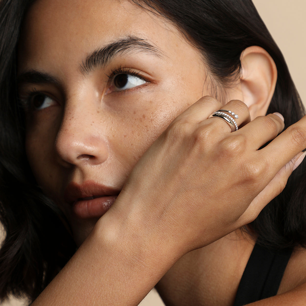 Illusion Diamond Milestone Ring in Solid White Gold-Astrid & Miyu