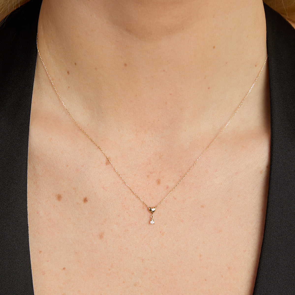 Gold Necklaces - White Topaz Heart Pendant Necklace in Solid Gold - Pendant Necklaces - Astrid & Miyu