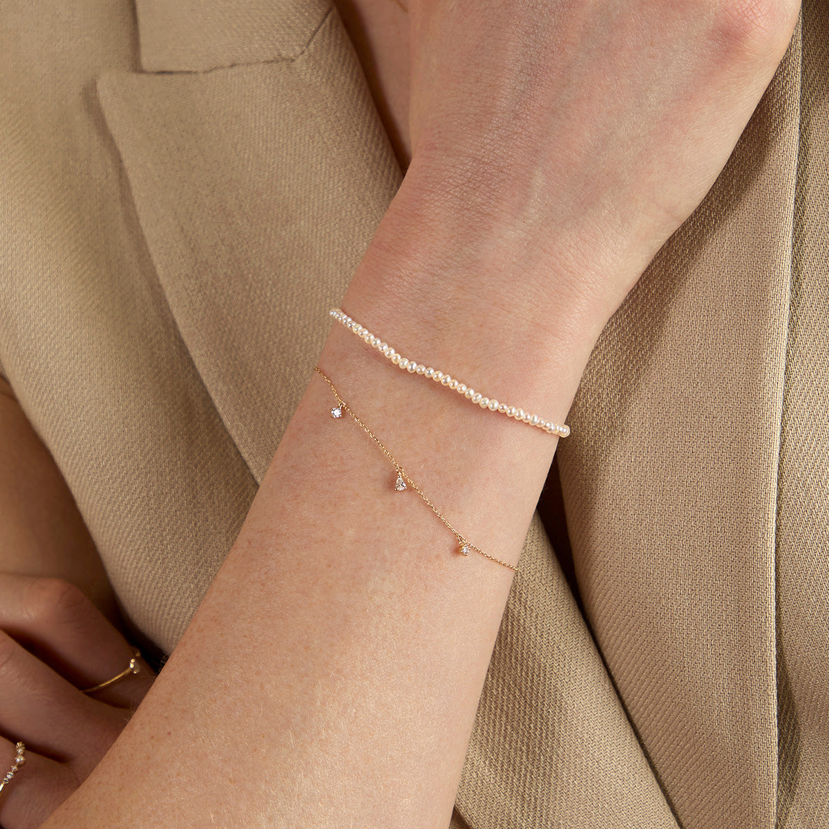 Pearl Beaded Bracelet-Astrid & Miyu
