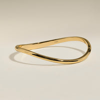 Wave Bangle in Gold-Astrid & Miyu