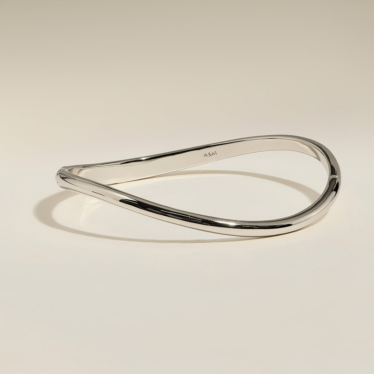 Wave Bangle in Silver-Astrid & Miyu