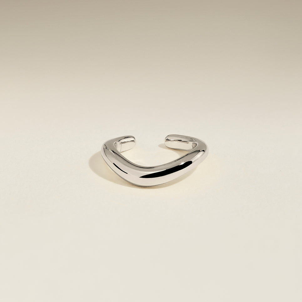Wave Ear Cuff in Silver-Astrid & Miyu