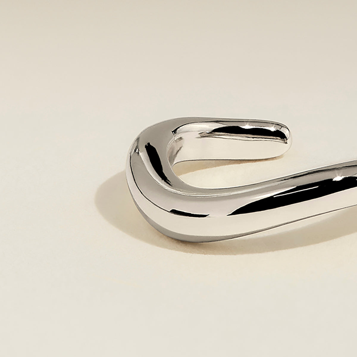 Wave Ear Cuff in Silver-Astrid & Miyu
