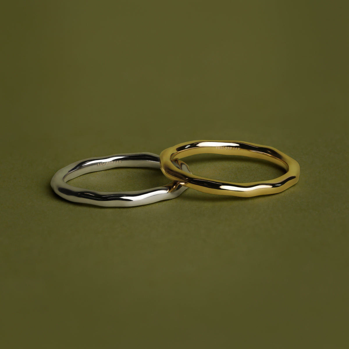 Molten Band Ring in Solid White Gold-Astrid & Miyu