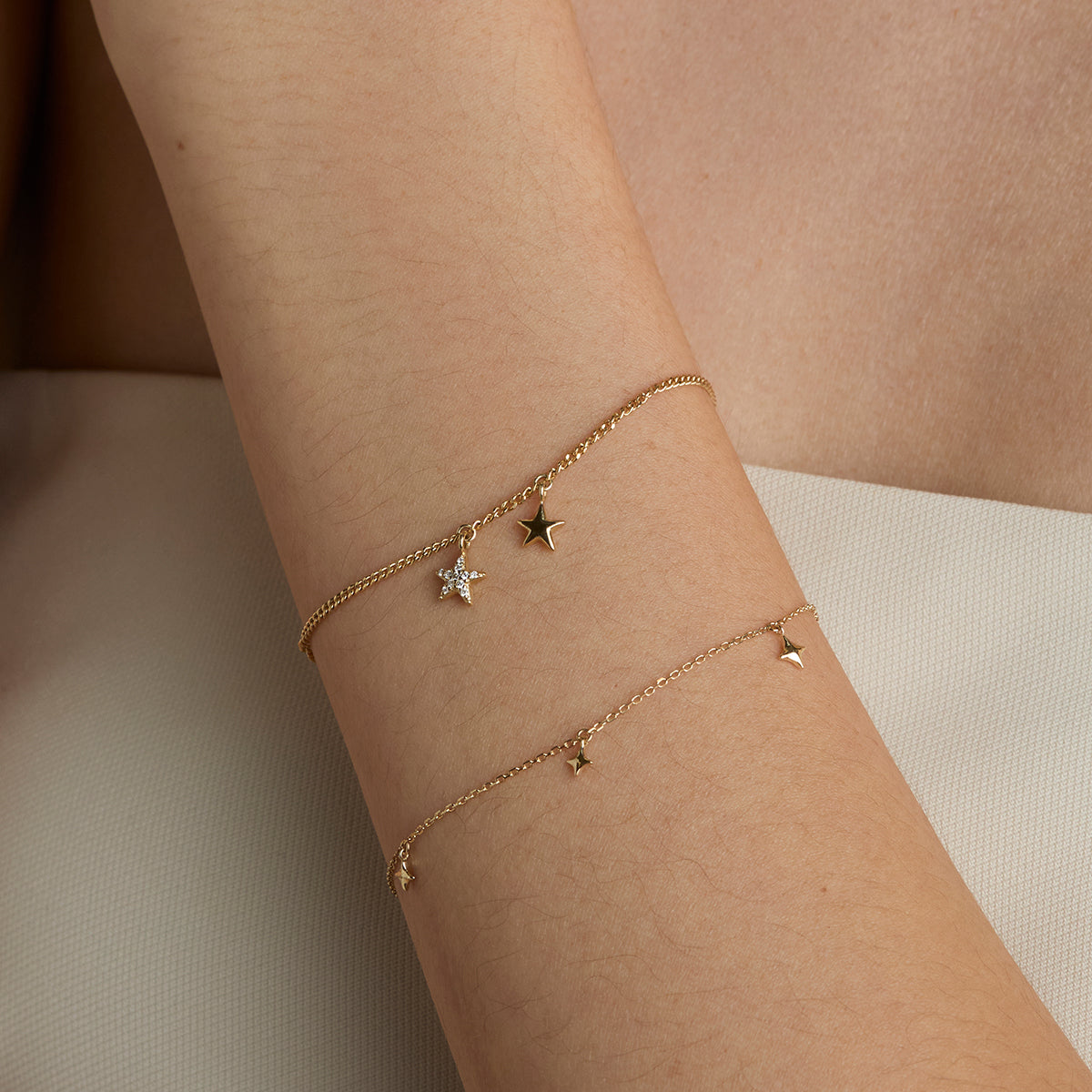Pavé Star Charm 9k Gold-Astrid & Miyu