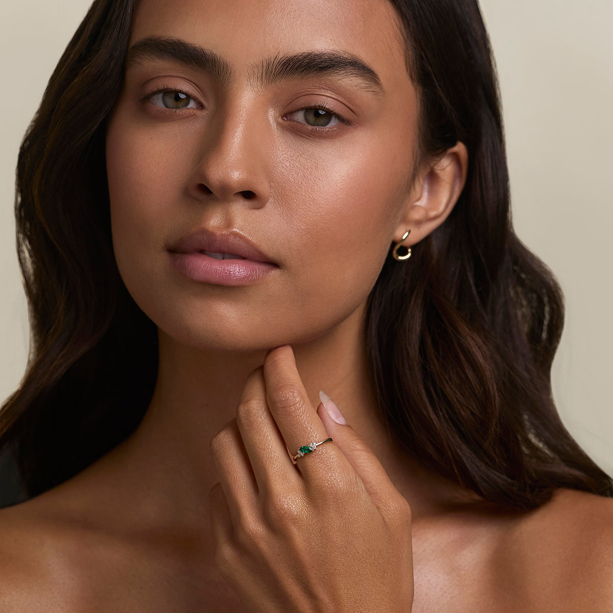 Emerald May Birthstone Milestone Ring in Solid Gold-Astrid & Miyu
