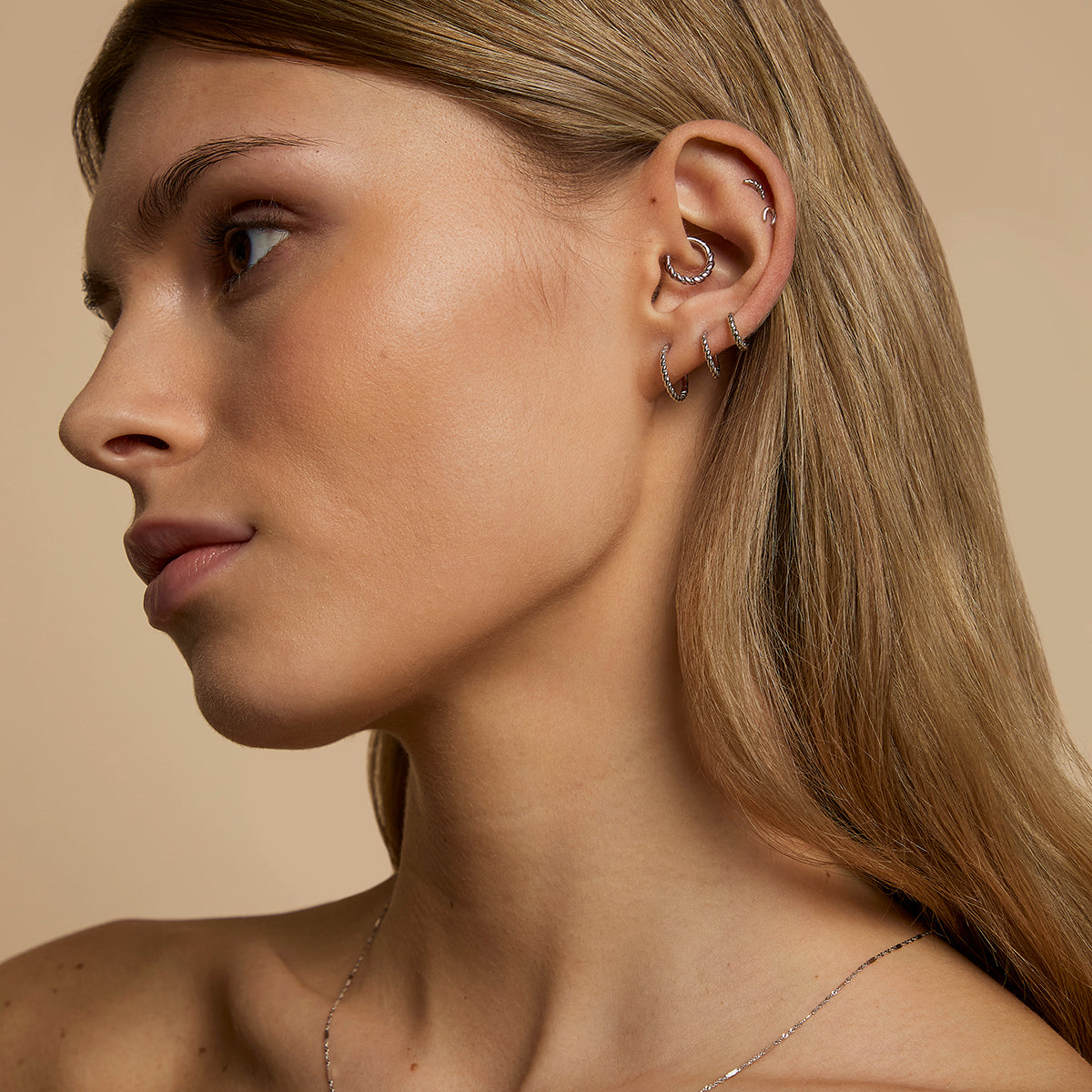 Twisted Rope Seamless Hoop in Solid White Gold-Astrid & Miyu