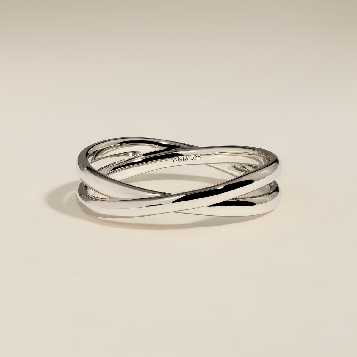 Crossover Illusion Band Ring in Silver-Astrid & Miyu
