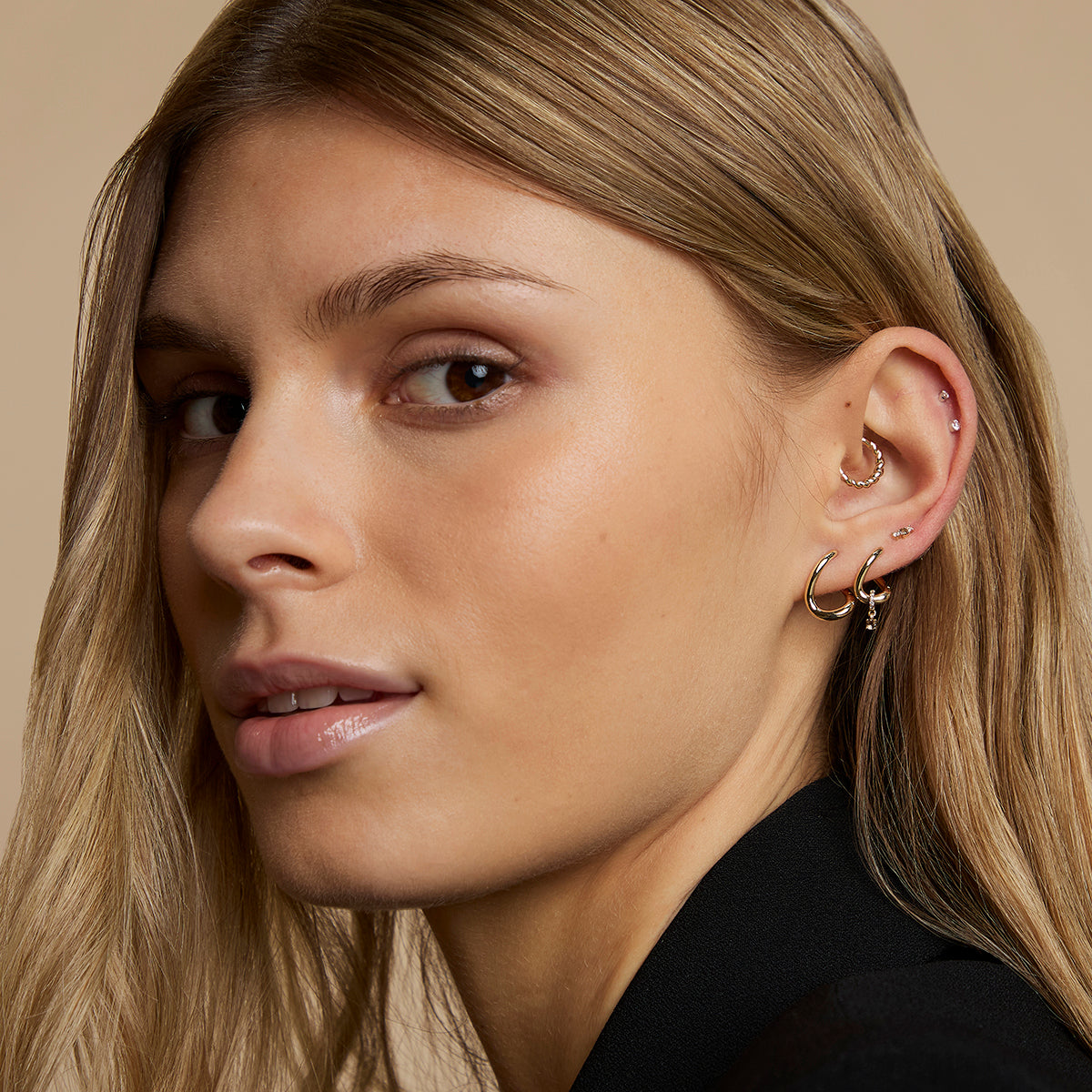 Molten Hoops in Solid Gold-Astrid & Miyu
