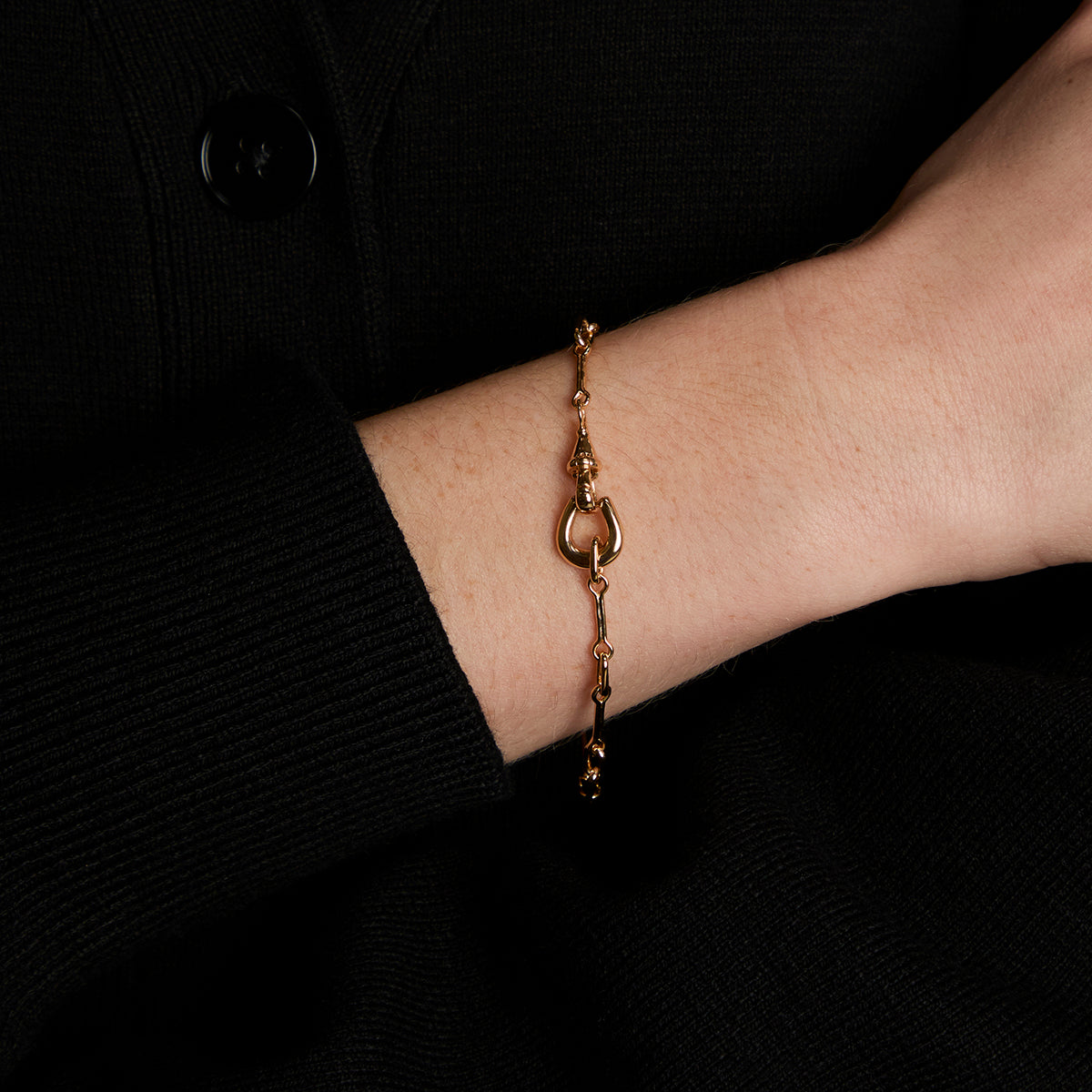 Hardware Chain Bracelet in Gold-Astrid & Miyu