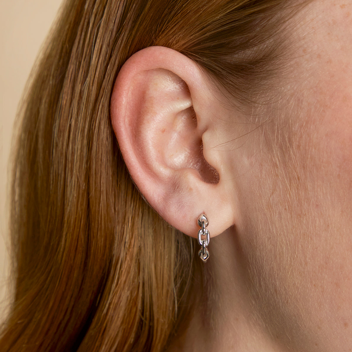 Hardware Link Hoops in Silver-Astrid & Miyu
