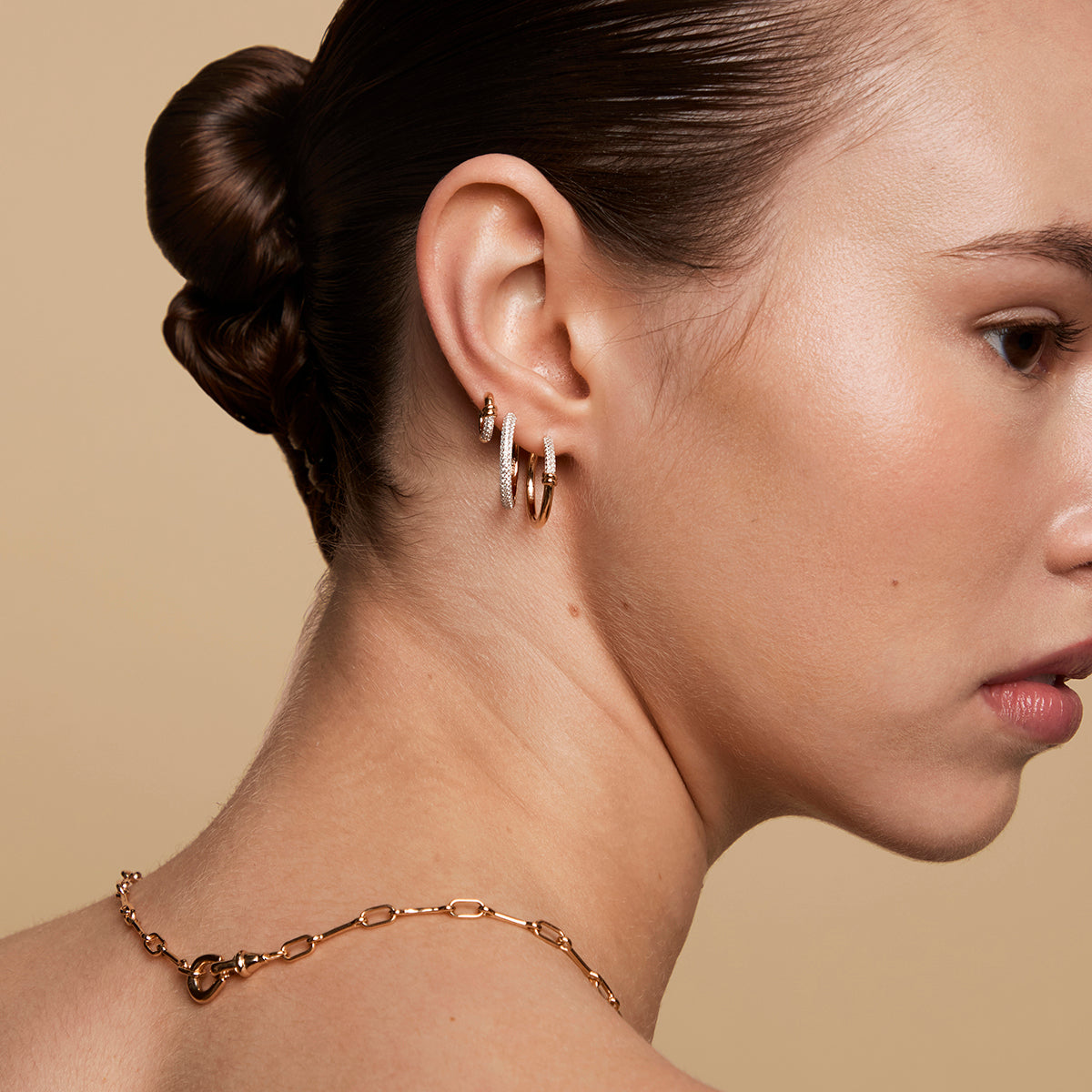 Pavé Essential Medium Hoops in Gold-Astrid & Miyu