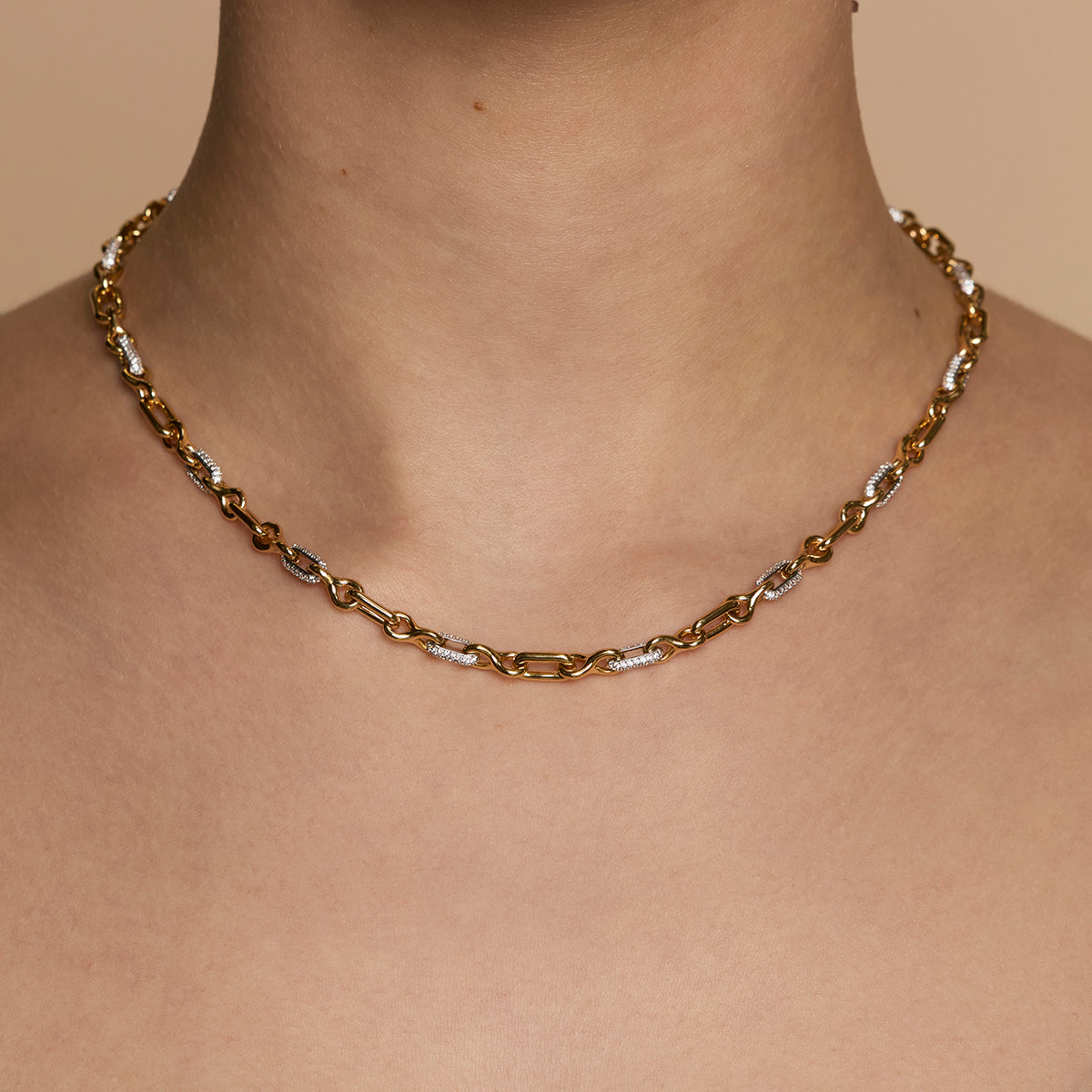 Pavé Chain Link Necklace in Gold-Astrid & Miyu