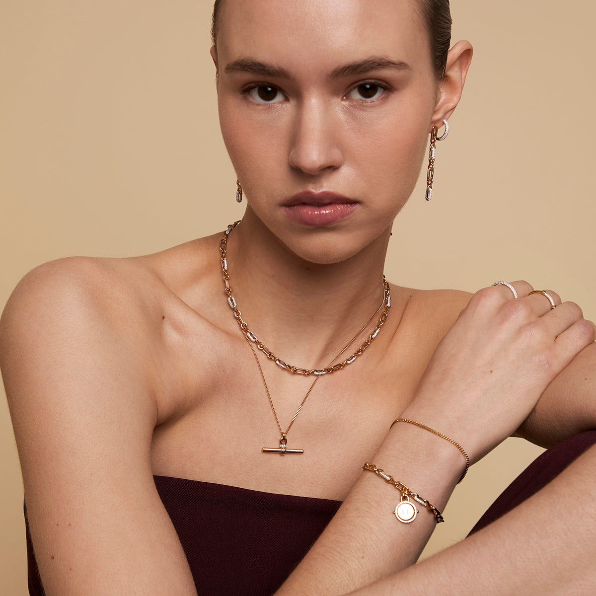 Hardware T-Bar Pendant Necklace in Gold-Astrid & Miyu