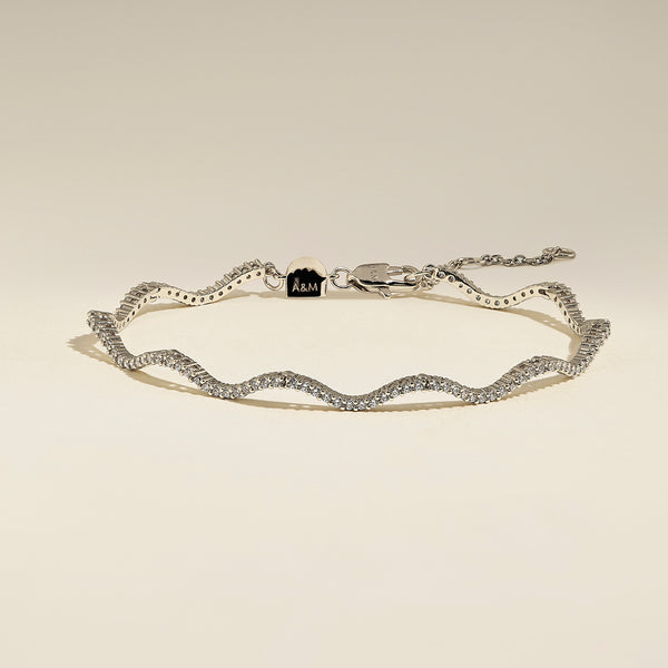 Scalloped Tennis Chain Bracelet in Silver-Astrid & Miyu