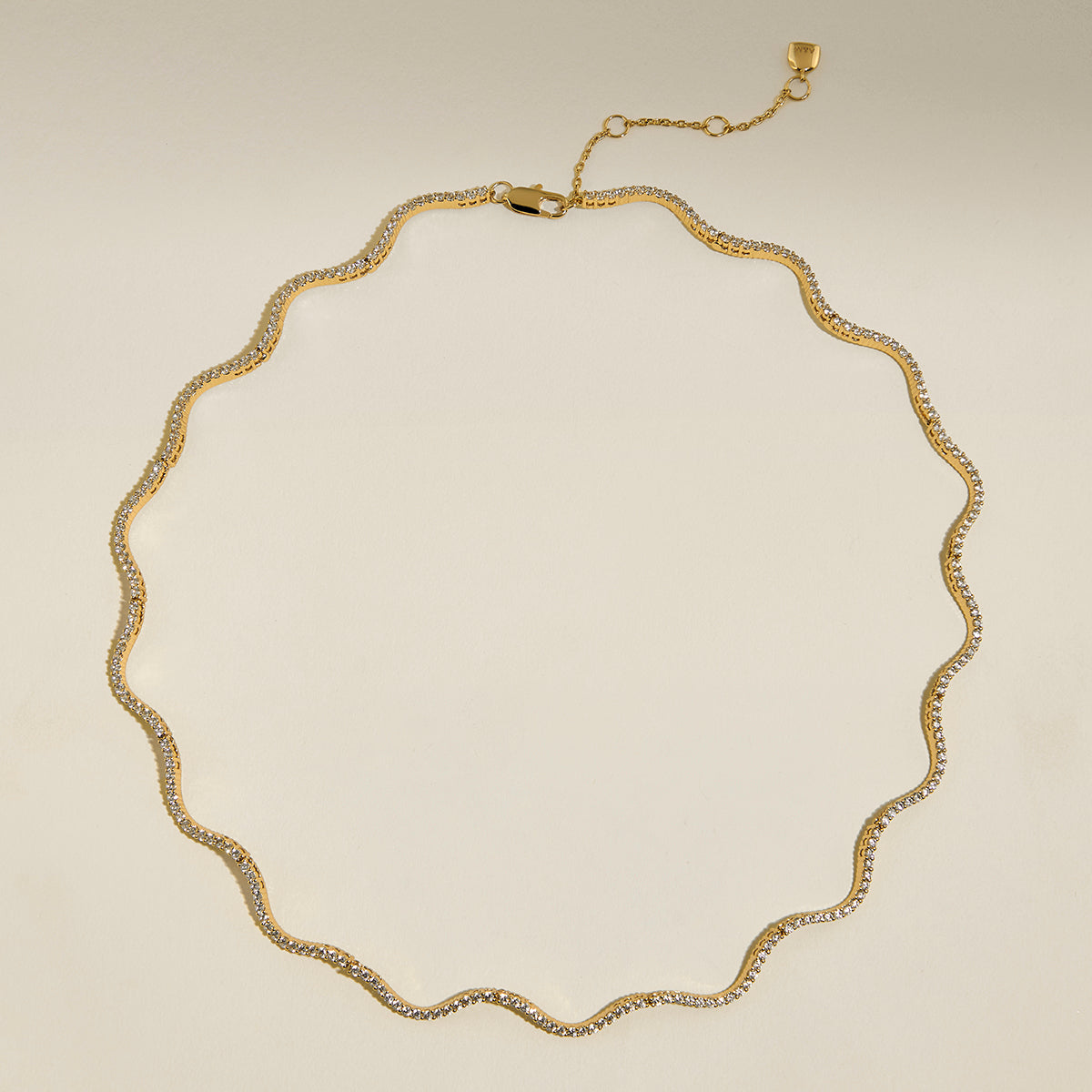 Scalloped Tennis Chain Necklace in Gold-Astrid & Miyu