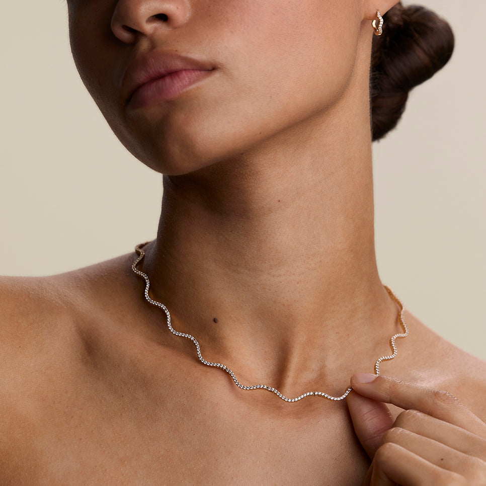Scalloped Tennis Chain Necklace in Gold-Astrid & Miyu