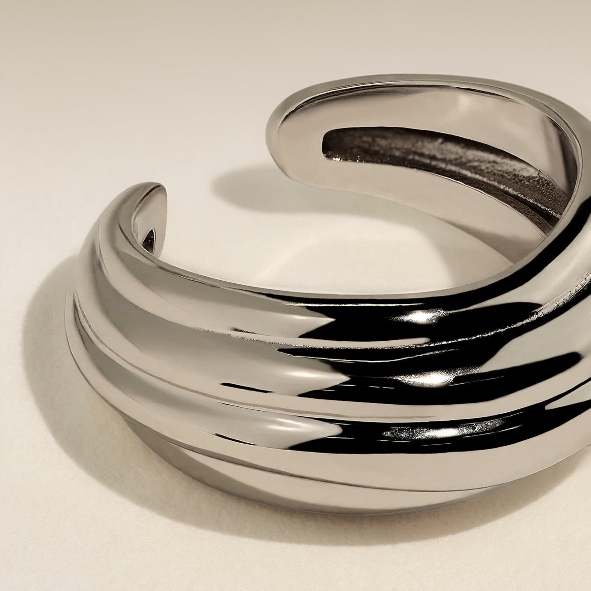 Ripple Wave Ear Cuff in Silver-Astrid & Miyu