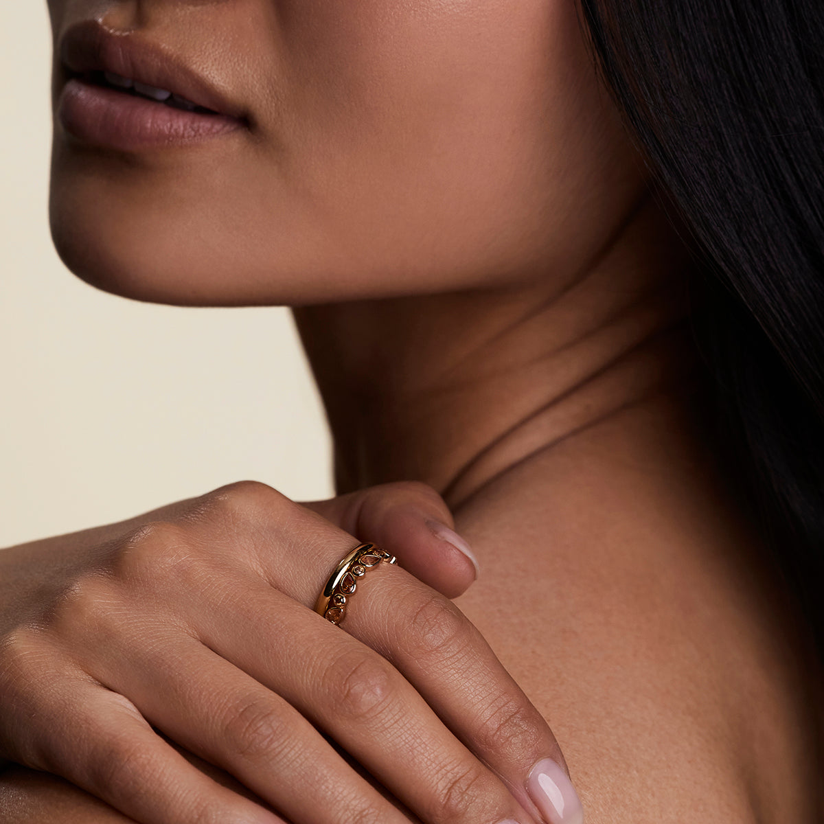 Sunset Pear Band Ring in Gold-Astrid & Miyu