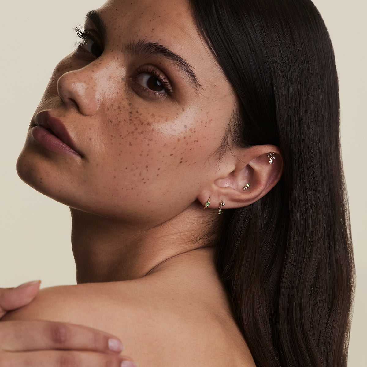 Green Sapphire Pear Seamless Piercing Hoop in Solid Gold-Astrid & Miyu