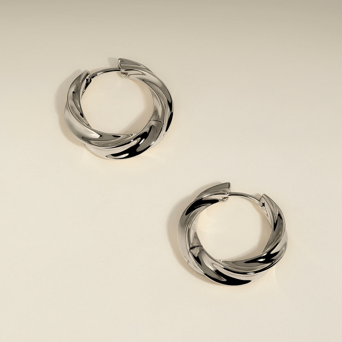 Cosmic Twist Large Hoops in Silver-Astrid & Miyu