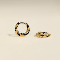 Cosmic Twist Huggies in Gold-Astrid & Miyu