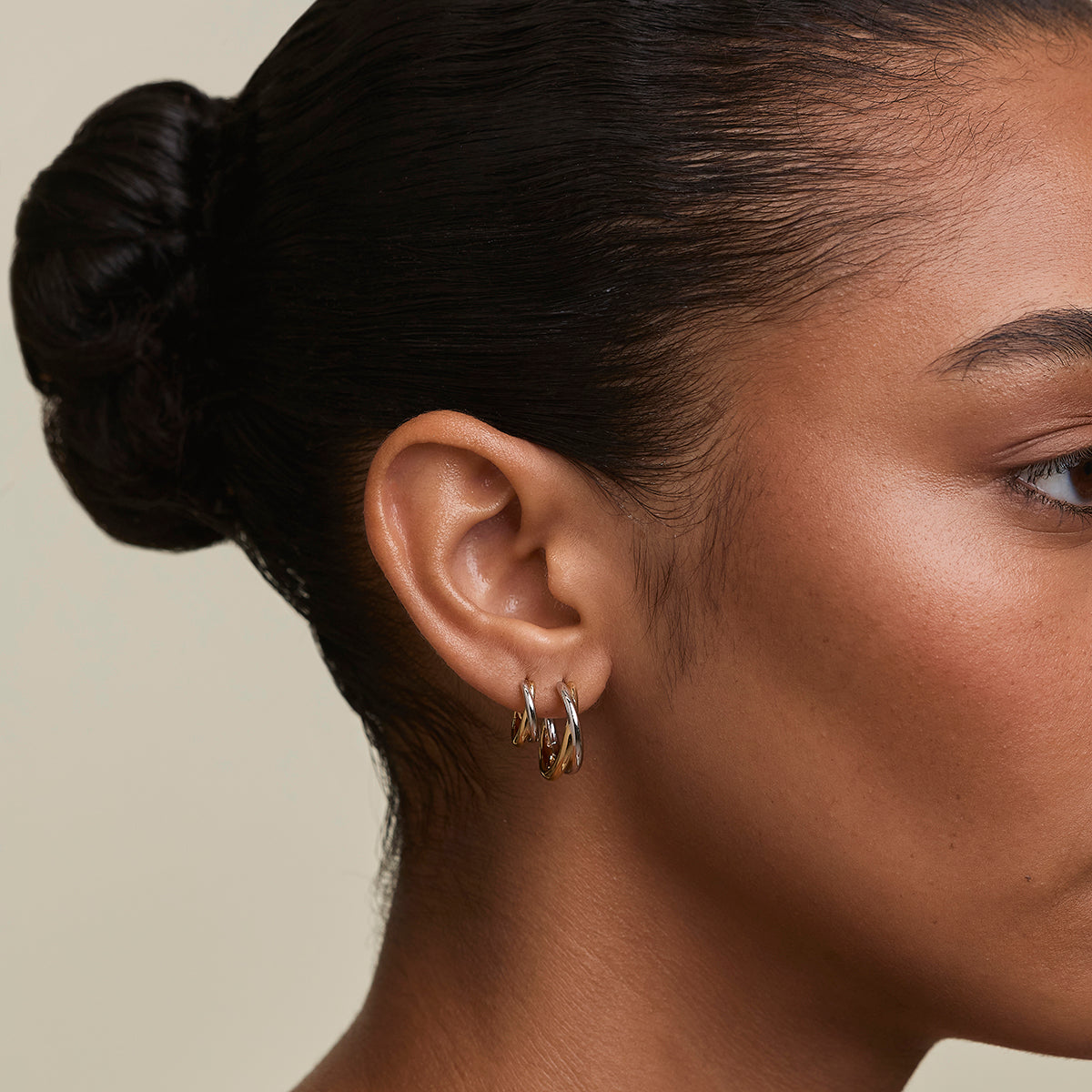 Crossover Illusion Hoops Stacking Set in Mixed Metal-Astrid & Miyu